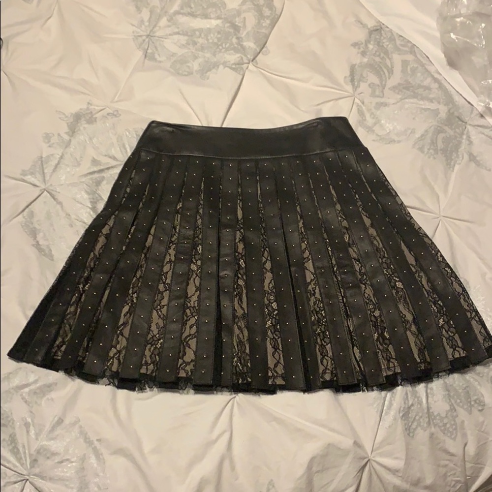 Alice+Olivia black leather studded skirt lace sz 4